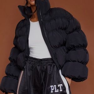 Black Elastic Seamed Padded Panels Cropped Puffer